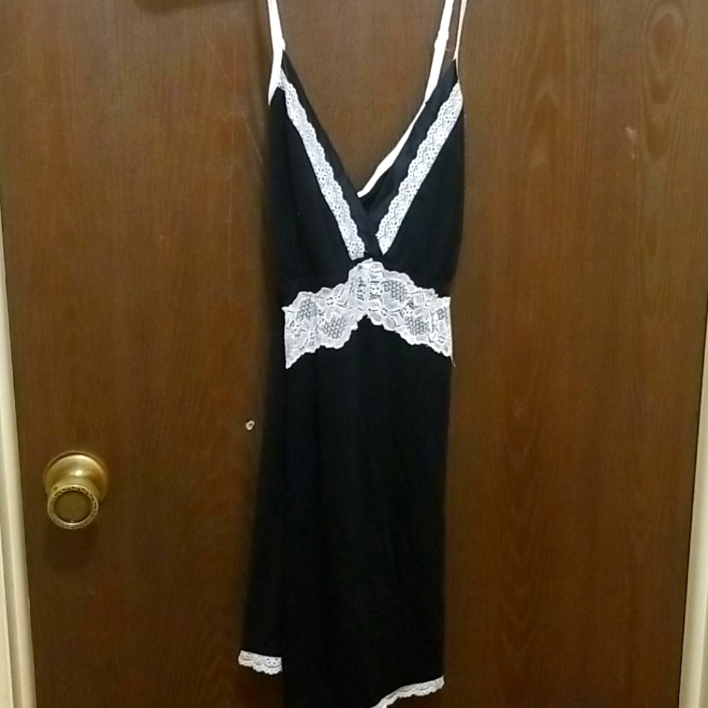 Cross back chemise